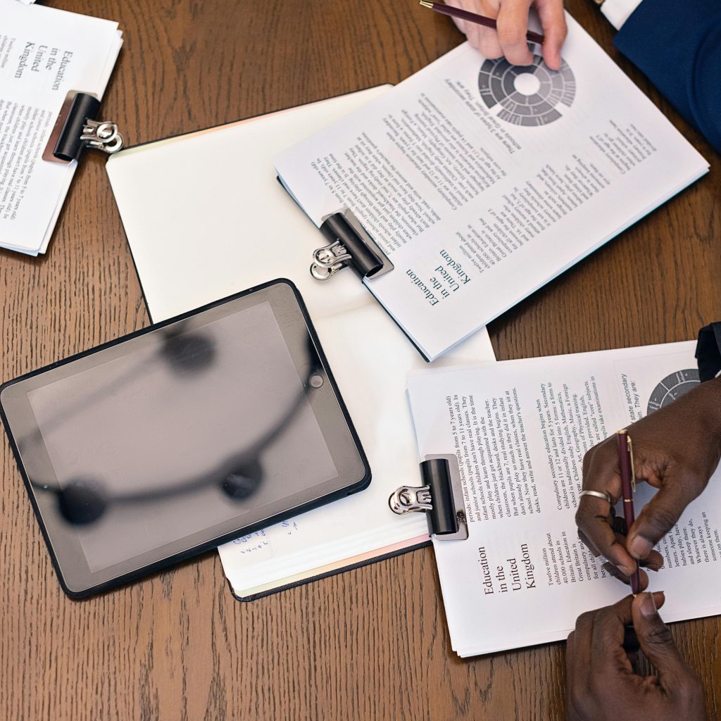 pexels-mikhail-nilov-8730988